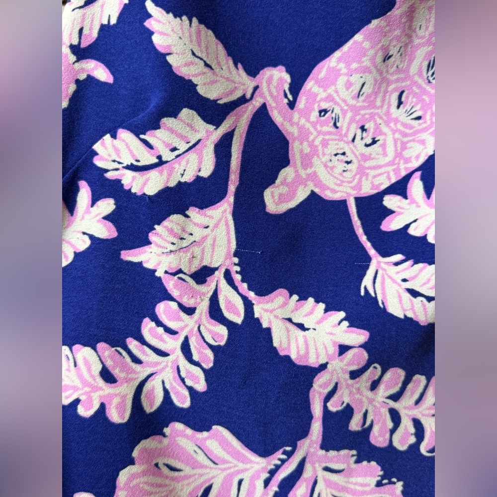 ❌SOLD❌Lilly Pulitzer Donna Shift Romper Galaxy Blue What The Shell Print Size 4 - Picture 3 of 4